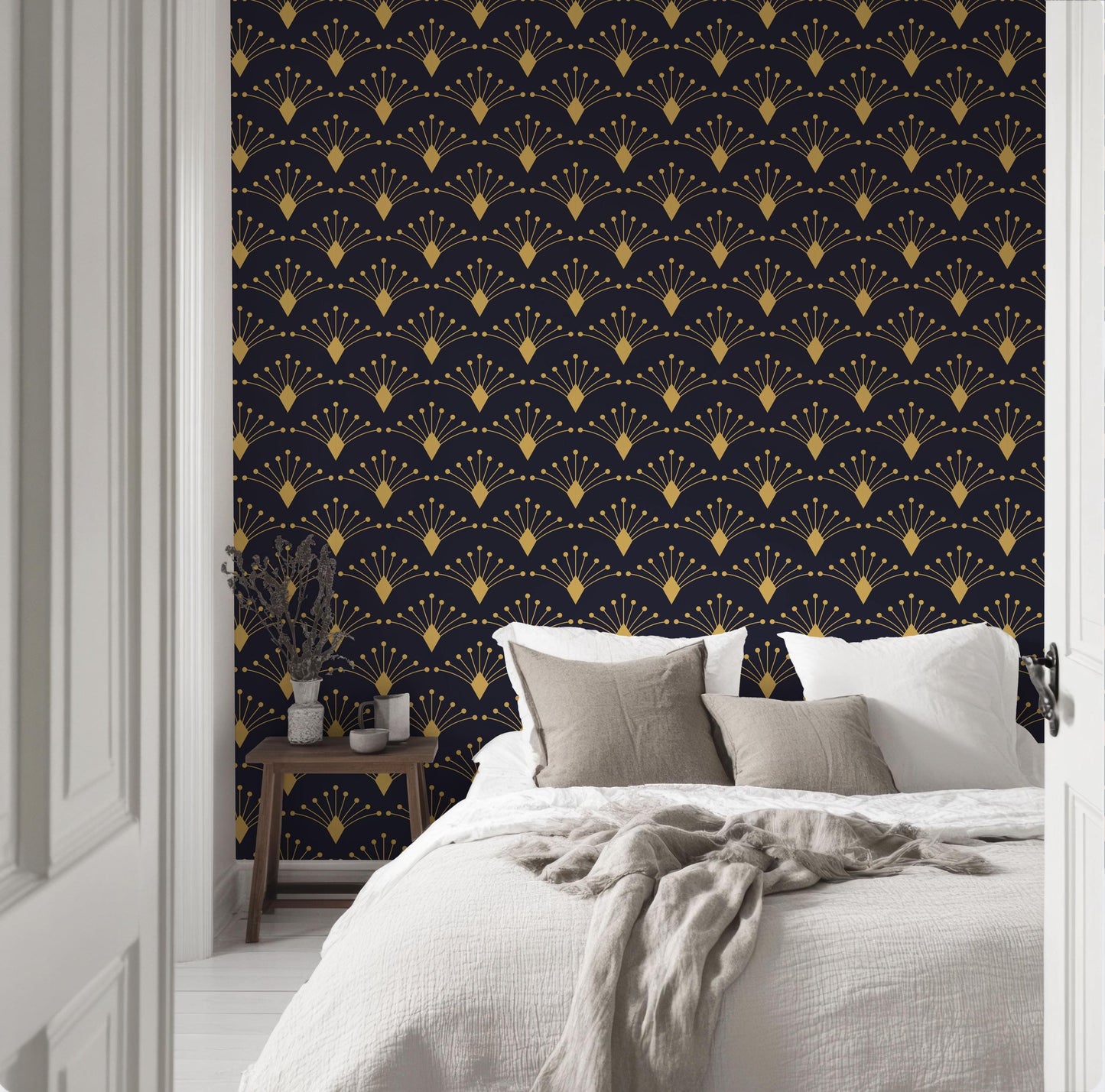 Purple Retro Art Deco Wallpaper