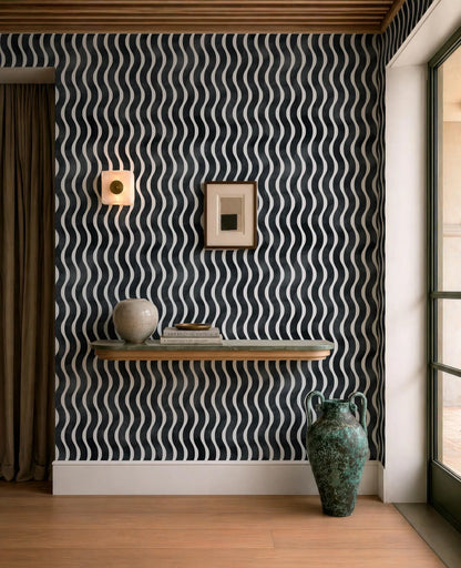 Black Wavy Stripes Wallpaper