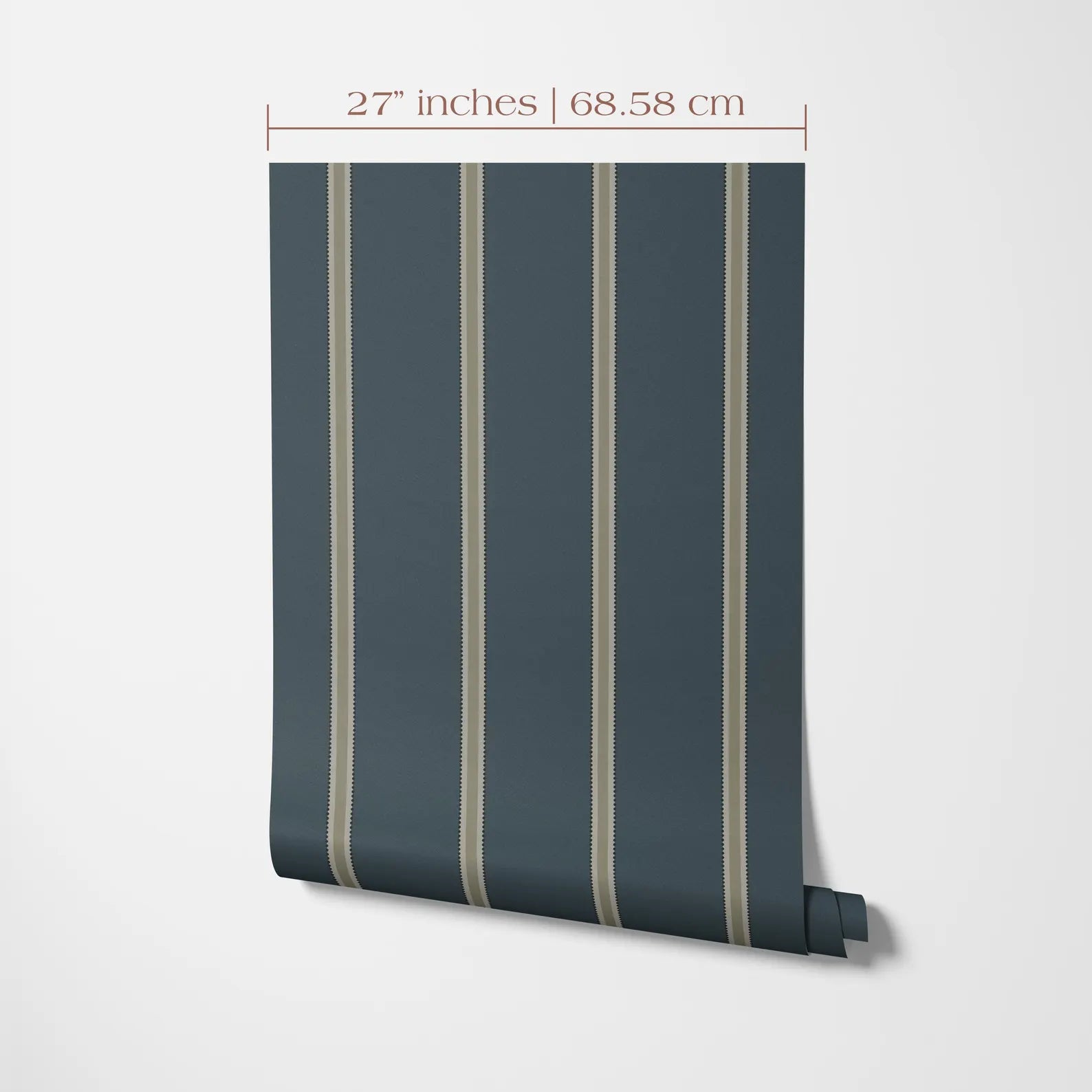 a roll of wallpaper with a striped pattern, measuring 27 inches in width and 68.58 cm in height.