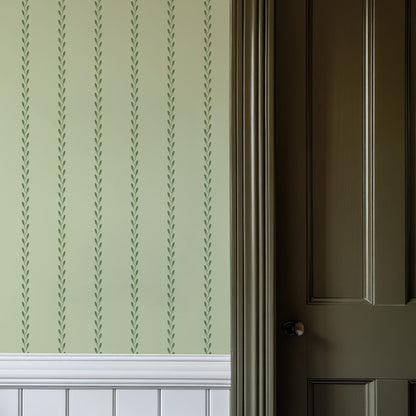 Light Green Leaf Wallpaper