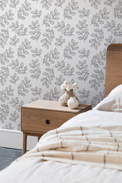 Black & White Leaf Wallpaper